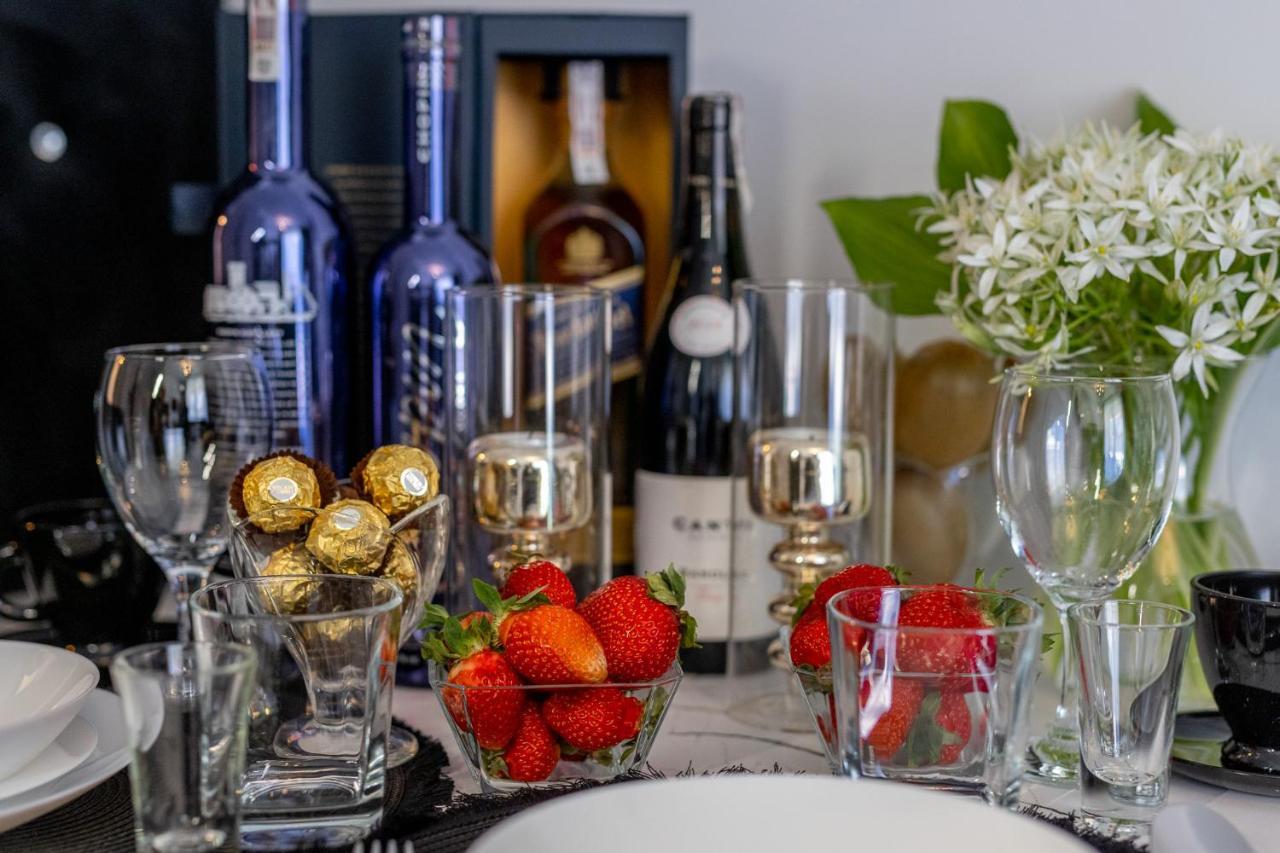 Sunrise Apartaments Luxury Rowy  Eksteriør billede